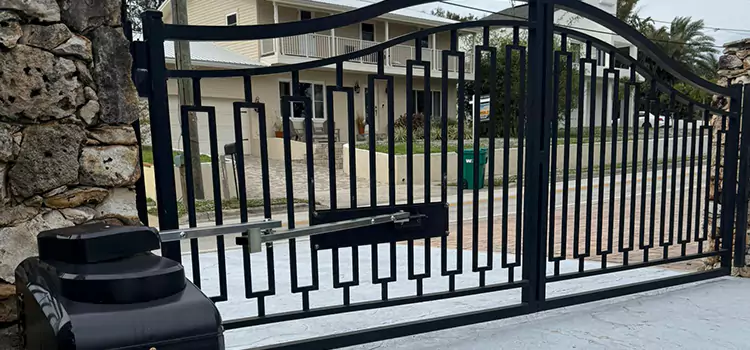 Swing Gate Opener with Keypad Wheaton